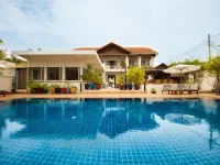 Bambu Hotel - piscine