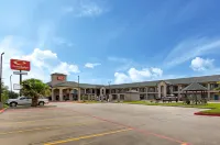 Econo Lodge Inn & Suites Port Arthur Near Sabine Pass Hotels in Port Arthur