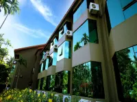 De Rhu Beach Resort Hotels in Balok