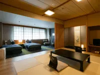 Tokiwa Hotel - parking