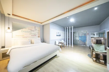 Gyeongju T Point Self Check-in Motel Отели рядом с достопримечательностью «Гробница Вонсон-вана в Кёнджу»