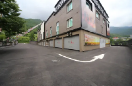 Ulsan Yeongnam Alps Bravo Hoteles cerca de Parque del condado de Sinbulsan