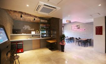 Jecheon Case Hotel