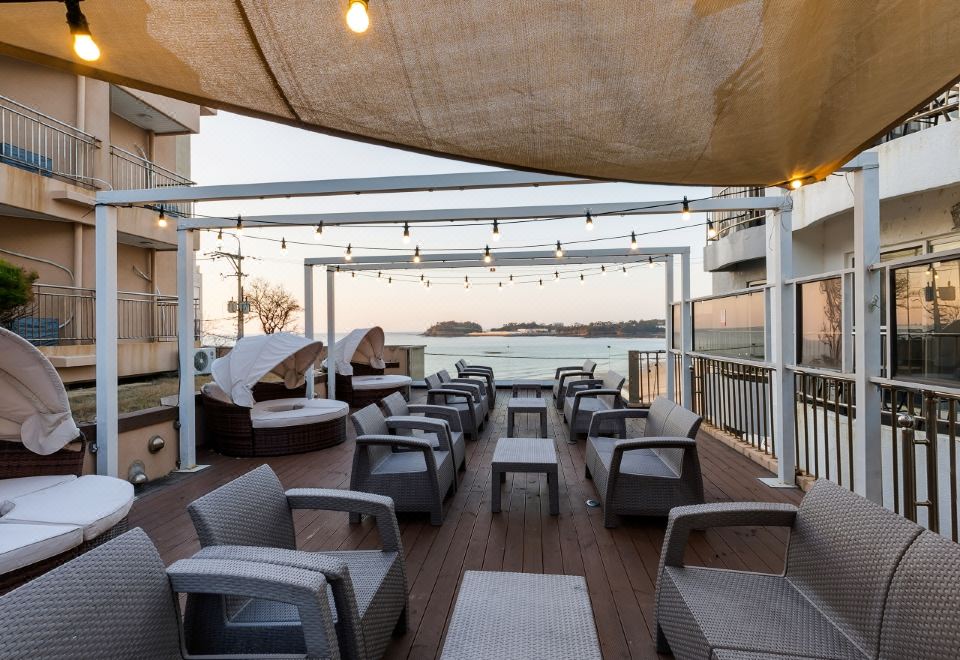 호텔원 변산 객실에서 보이는 해변 풍경