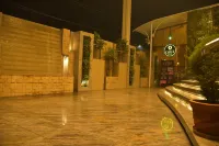 Dng the Grand Hotel Hotels in Kanpur