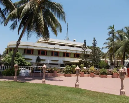 Sandy Resort โรงแรมในดามัน