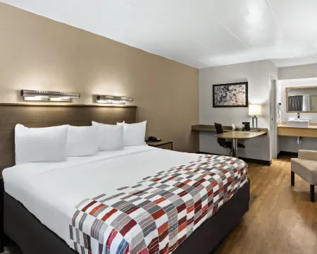 Red Roof Inn Cleveland - Independence Hotels in Independence