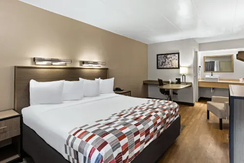 Red Roof Inn Cleveland - Independence Hotels in Independence