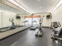 La Quinta Inn & Suites by Wyndham Tomball - Gym