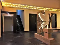 Hotel Bharat