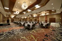 Oshkosh Marriott Waterfront Hotel & Convention Center Отели в г. Ошкош