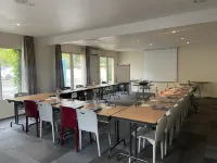 Hôtel Kyriad Direct Montpellier Saint Jean de Vedas La Peyriere Hotels in Fabrègues