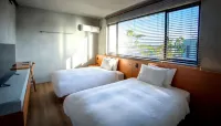 Feliz Villa Suite Irabu Island Nagahama Bay Hotels near Shimojishima Airport