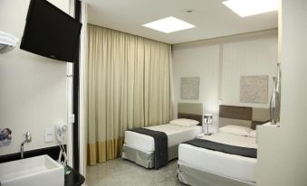 Compacto Hotel