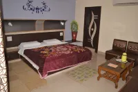 Sai Chhaya Inn by BookingCare