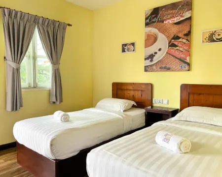 Yit Foh Coffee Cottage Hotels in Tenom