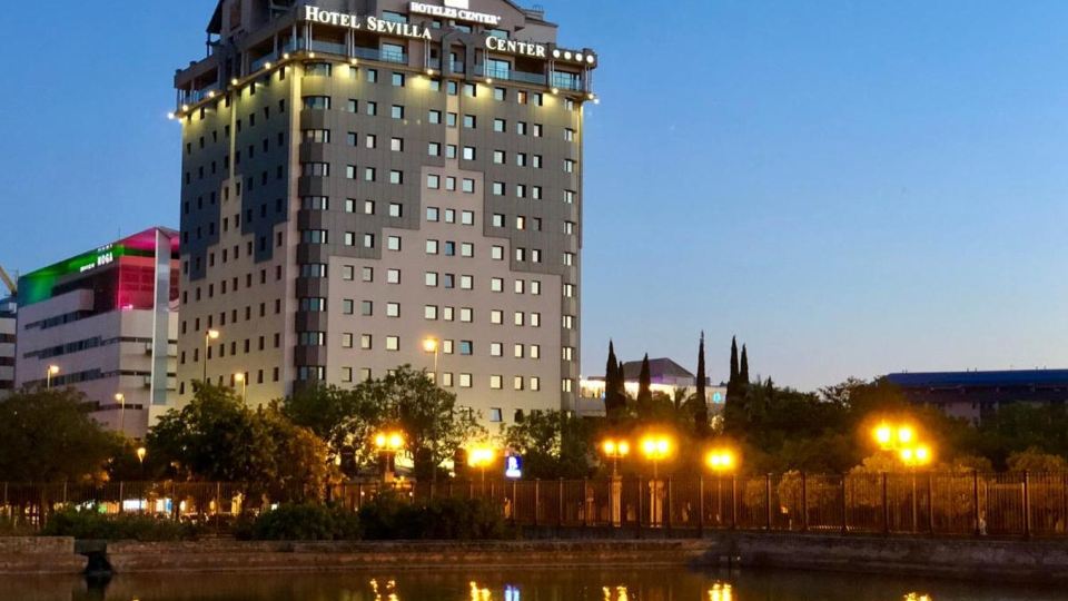 Hotel Sevilla Center