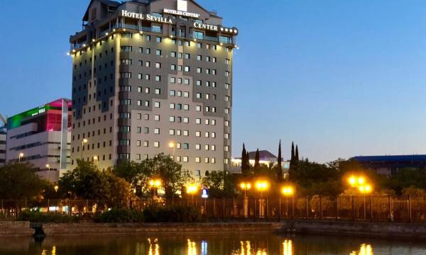 Hotel Sevilla Center