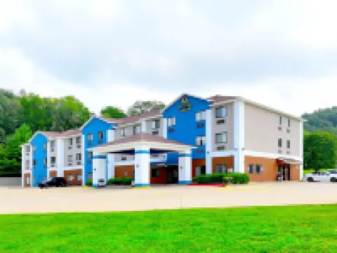 Quality Inn & Suites Caseyville - St. Louis Hotels in Caseyville