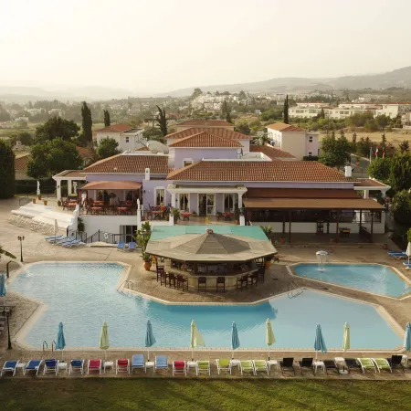 Akamanthea Holiday Village