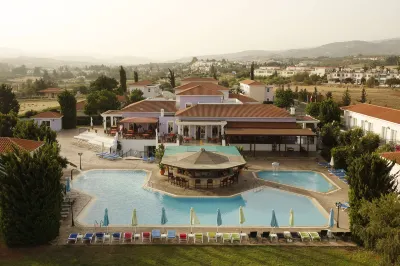Akamanthea Holiday Village Hotels in Droúseia