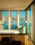 Hotel Ambasador - سبا