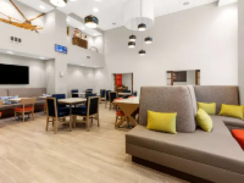 Hampton Inn & Suites Fairbanks Hotels in Fairbanks North Star