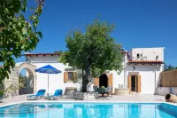 Silver Gem Villa with Private Pool - Villas