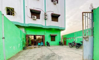 RedDoorz @ Star Hill Inn Syariah Tebing Tinggi