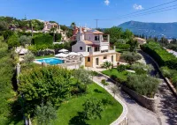 Tesori Dassia Villas - Pools