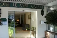 Le Vert Galant Villepinte Gare Vert Galant Parc des Expositions Hotel a Gressy