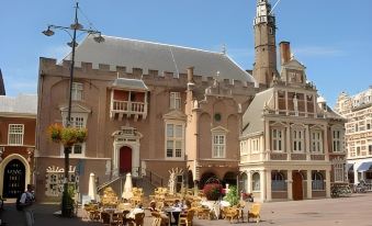 Amadeus Hotel