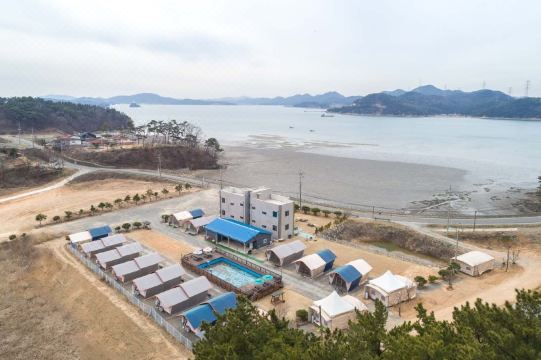 가로림글램핑 전경