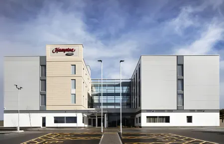 Hampton by Hilton Bristol Airport Отели в г. Блэдон