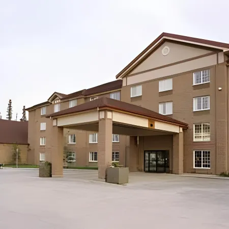 Woodlands Inn & Suites