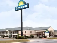 Days Inn by Wyndham New Braunfels Hotels near New Braunfels