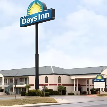 Days Inn by Wyndham New Braunfels