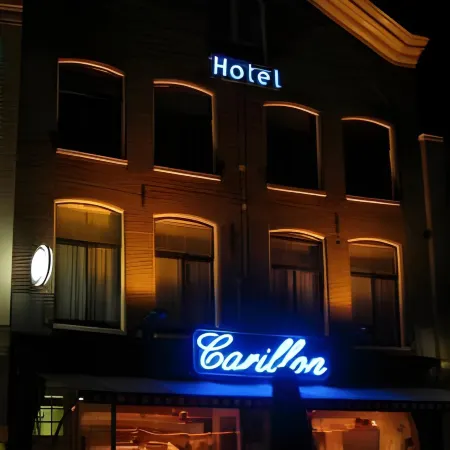 Hotel Carillon
