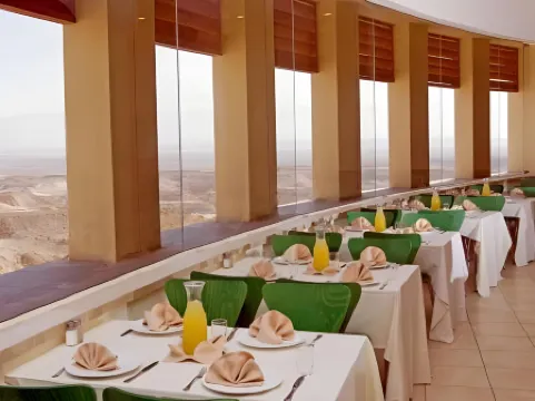 HI - Massada Hostel Отели рядом с достопримечательностью «Мёртвое море»