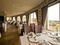 Cobo Bay Hotel - breakfast
