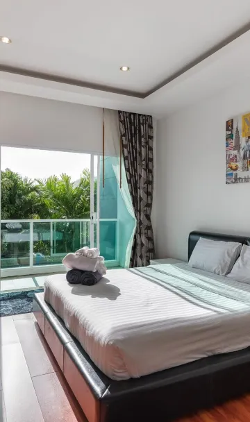 อพาร์ตเมนต์แบบสามห้องนอน