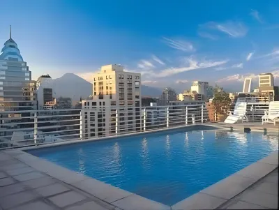 Suite Comfort Apartments by Time Hotel & Apartments Hotel dekat Vespucio Norte Railway Station