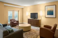 Sheraton Suites Akron Cuyahoga Falls Hotels near Falls River Square