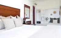Laza Beach Hotels in Agistri Town