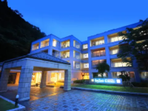 Reyzenit Kinosaki Suite Villa Отели в г. 