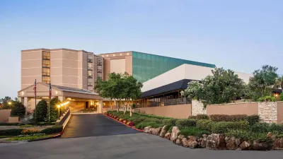 Sonesta Hotel Houston IAH Airport Hotels in Houston