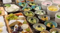 Holiday Inn - the niu, COBBLES ESSEN by IHG - breakfast