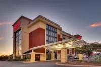 Drury Inn & Suites Evansville East Hotéis em Knight Township