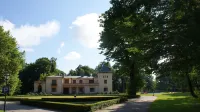 Zielony Kompleks Dwór Ostoya Hotels in Jasionka