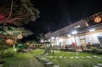 Wanju Wild Flower Pension Hotels near Daedun Mountain